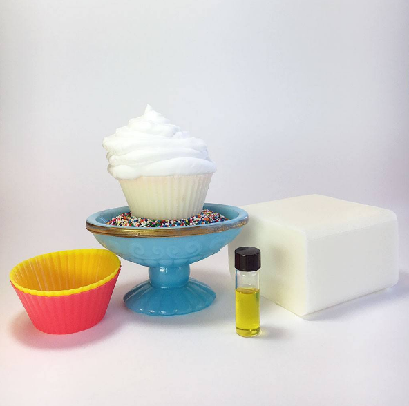 Vanilla Cupcake Soap Making Kit